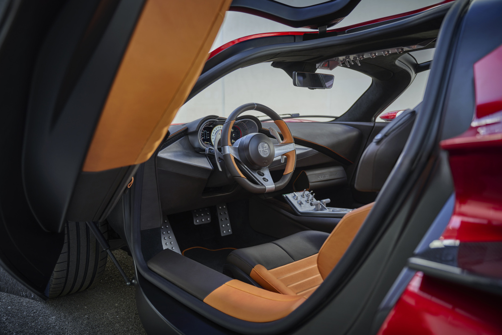 Alfa Romeo 33 Stradale interior