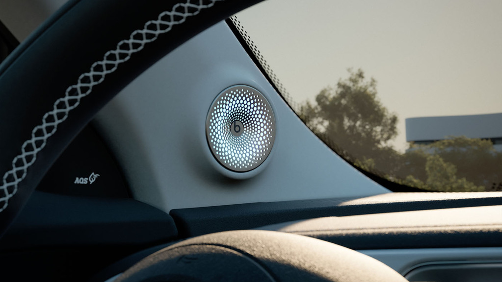the smart #3  has a 13 speaker audio system by Beats