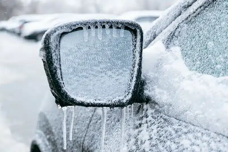 Freezing EV side mirror