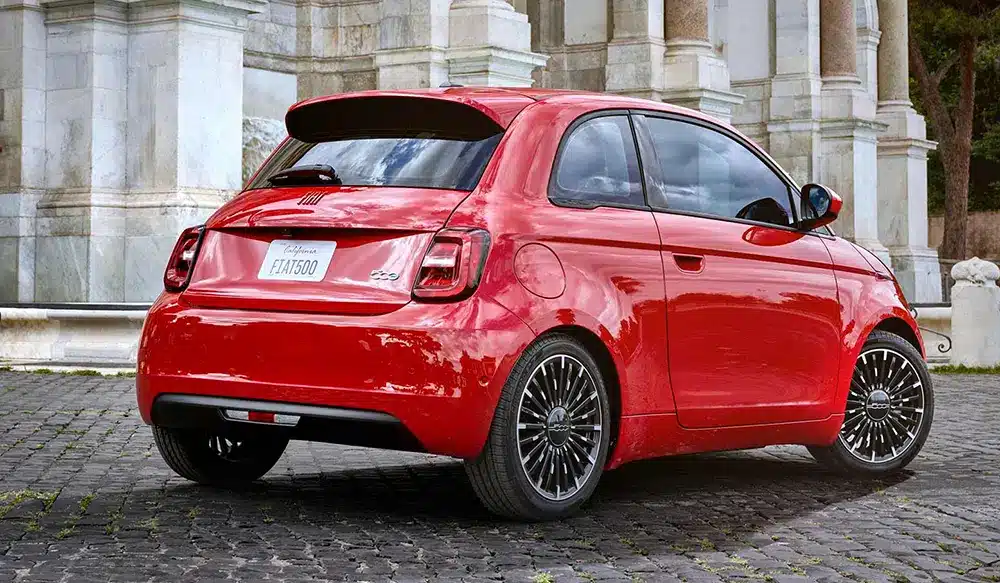 Side view of red Fiat 500e