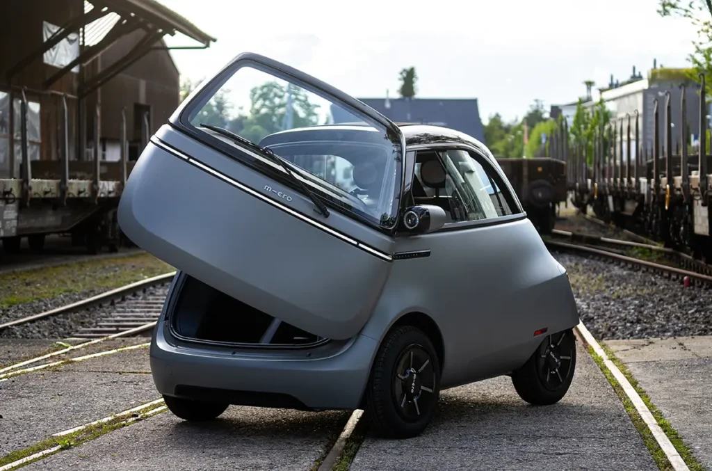 Microlina bubble car ev with a front opening door