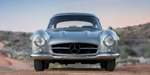 Mercedes-Benz 300 SL classic car viwed from the front