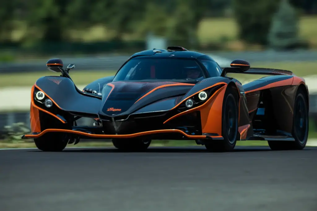 Track Day testing for 700bhp Praga Bohema Road-legal Hypercar